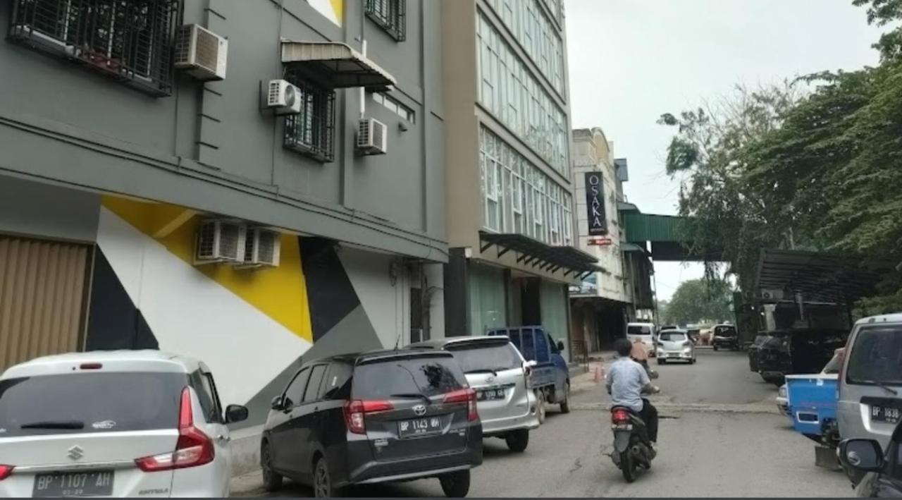 Osaka Hotel Batam Nagoya Eksteriør billede