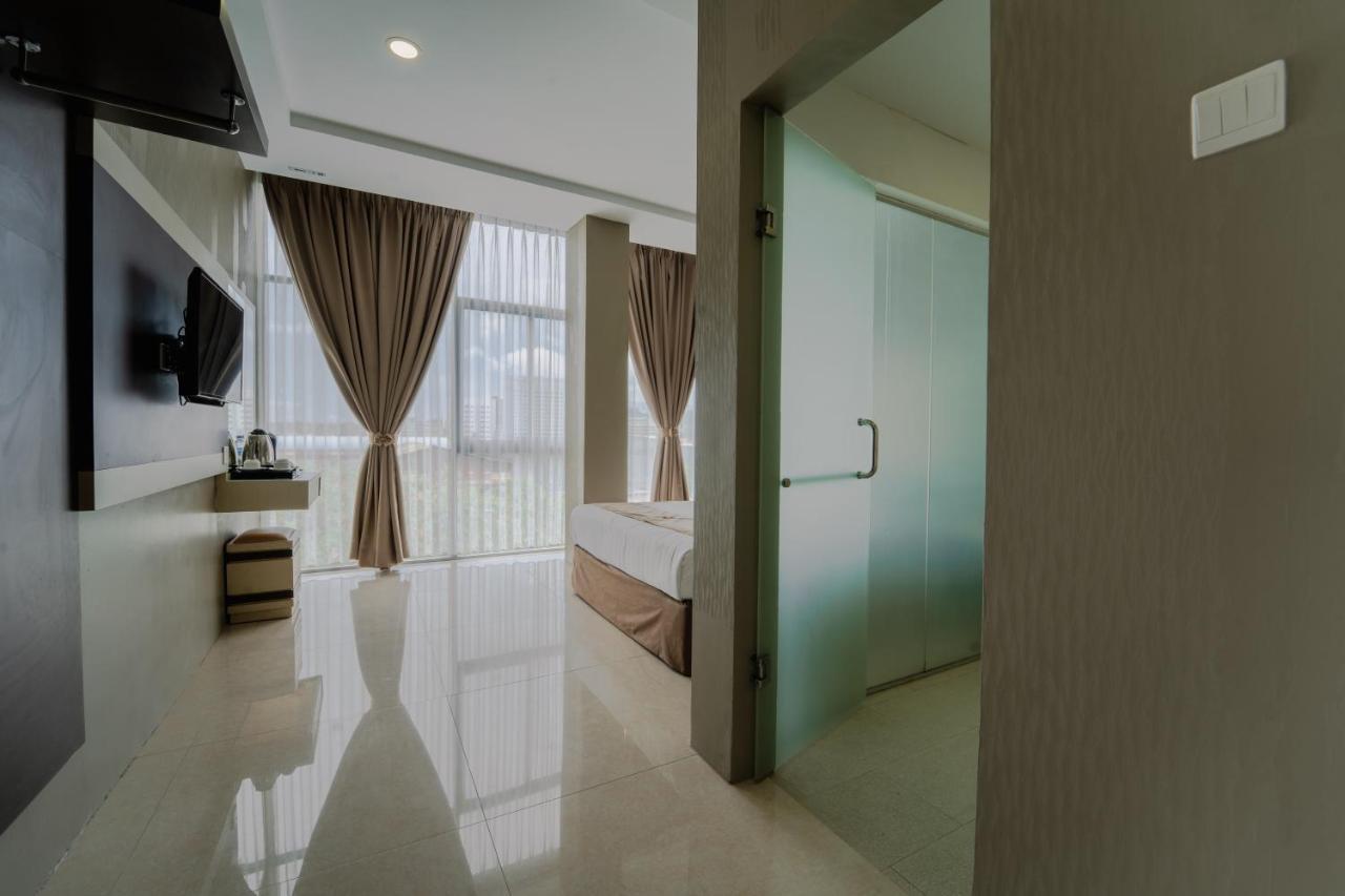 Osaka Hotel Batam Nagoya Eksteriør billede